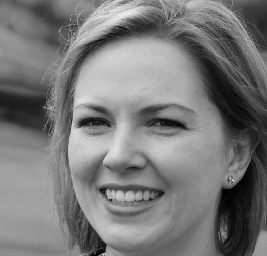 Valentina Rossi, Investment Education Specialist